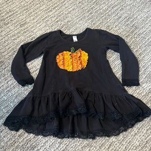 Black Dress with Pimpkin